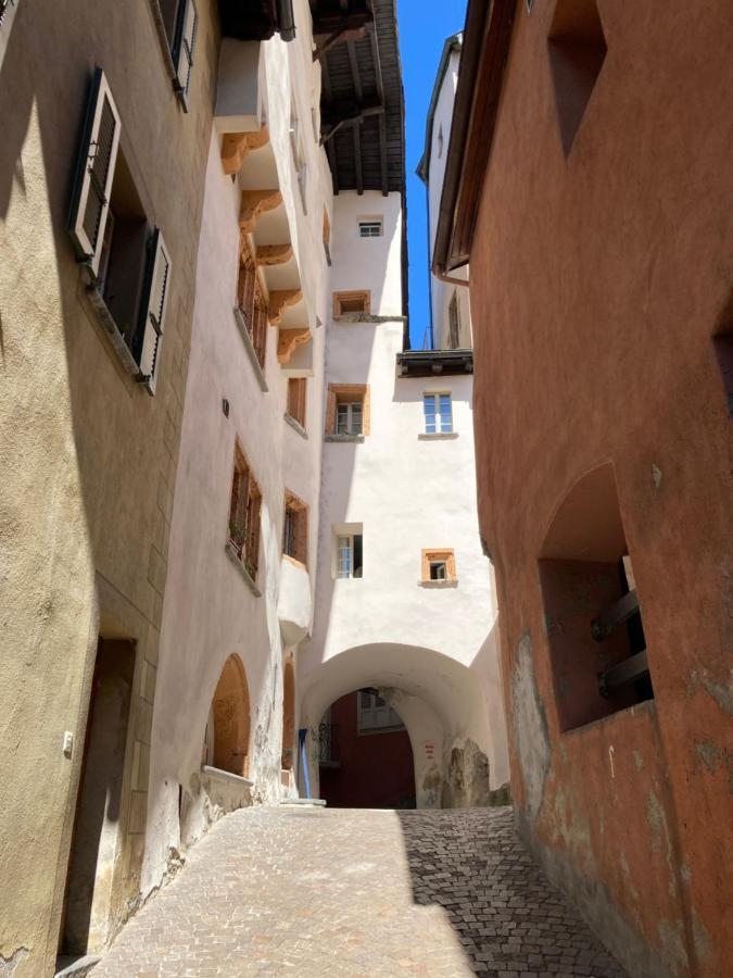 La Lombardie - Charme Et Tranquillite Sion Exterior photo